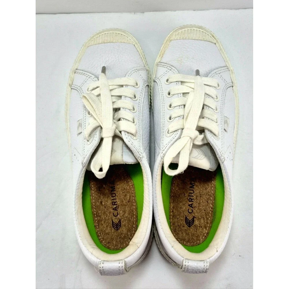 Cariuma OCA Low White Pebbled Leather Sneakers - Sustainable Comfort W6.5- M5